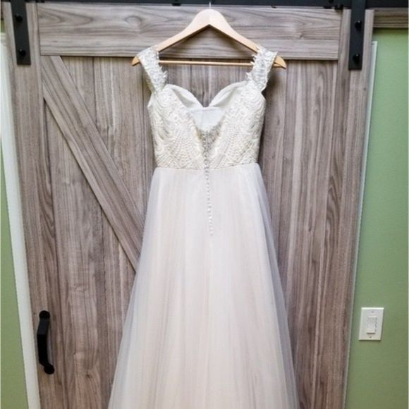 BHLDN Carrafina Full Tulle Ballgown White Wedding Dress Cathedral Veils - Picture 4 of 16